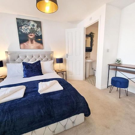 Modern & Spacious 3 Bedrooms And 2 Bathrooms Home, Free Parking! CBG Exterior foto