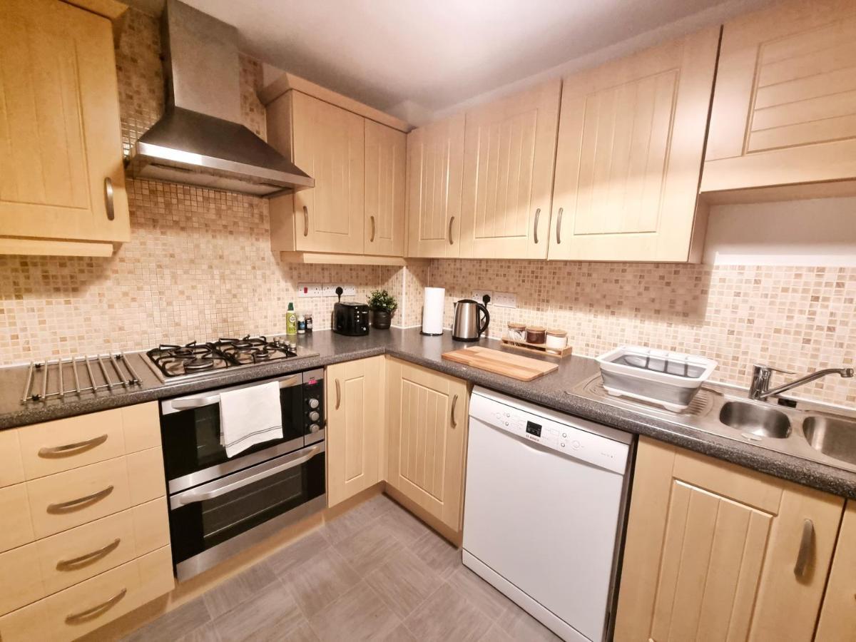 Modern & Spacious 3 Bedrooms And 2 Bathrooms Home, Free Parking! CBG Exterior foto