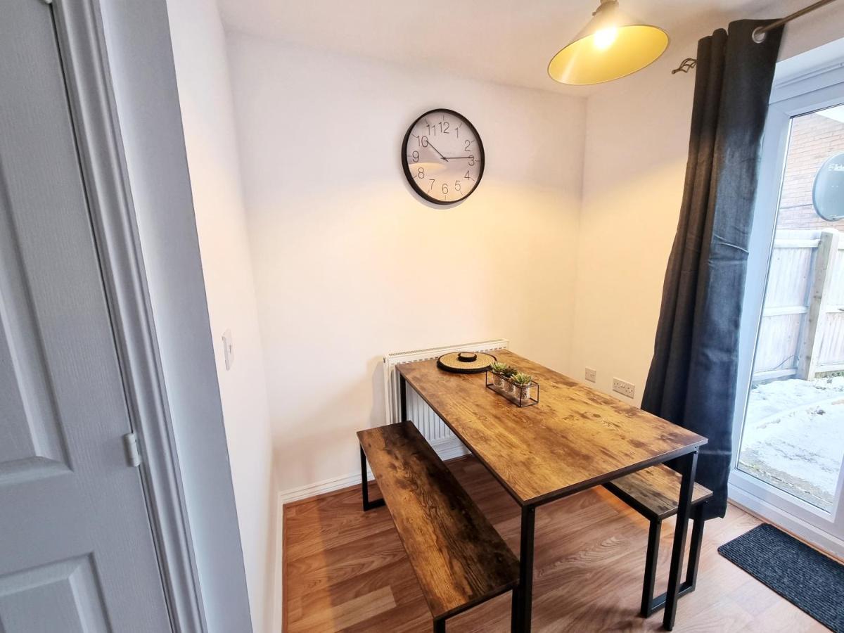 Modern & Spacious 3 Bedrooms And 2 Bathrooms Home, Free Parking! CBG Exterior foto